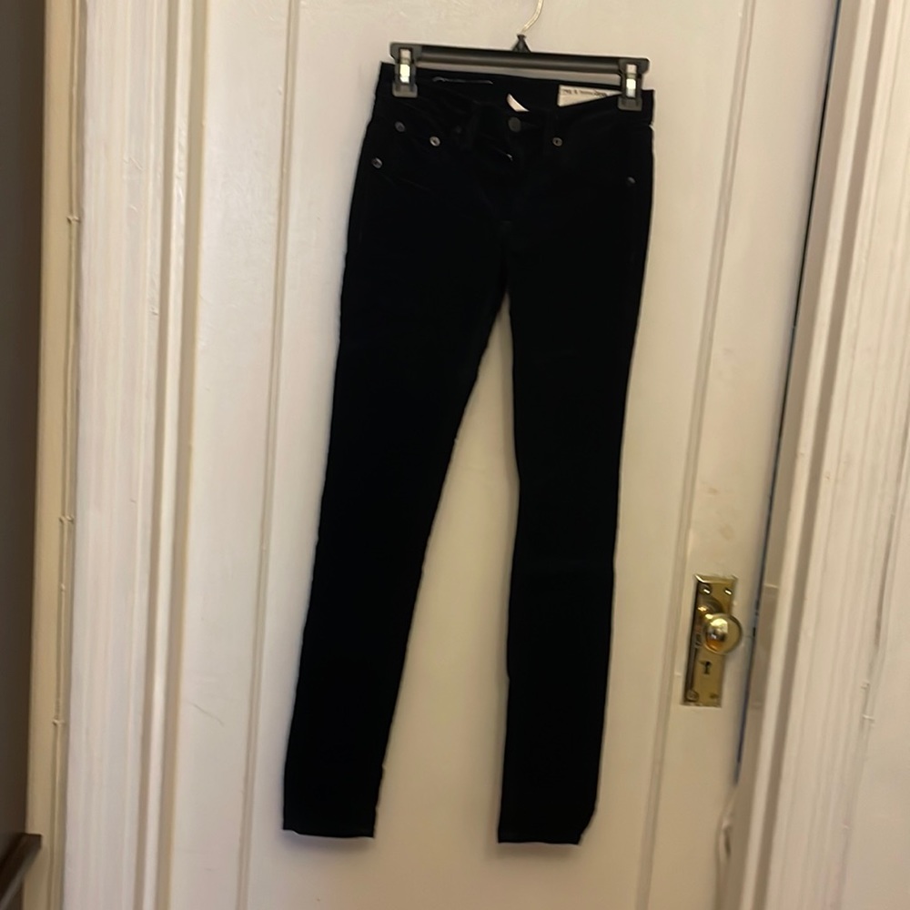 Rag & Bone skinny navy velvet jeans size 24 Juniors.